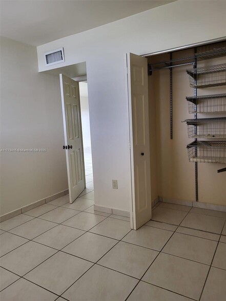 Building Photo - 10155 NW 9th Street Cir
