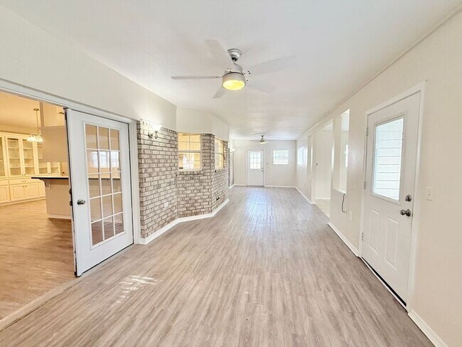 Building Photo - 6016 Badger Rd