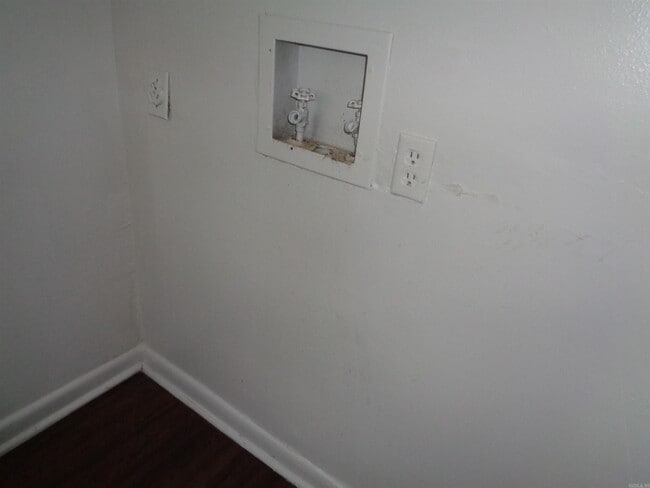 Building Photo - 2915 Wynne Dr