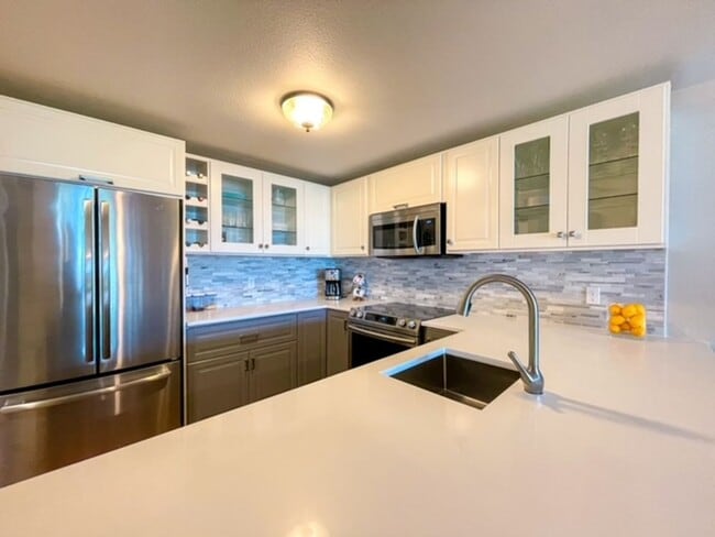 Building Photo - 2b/2ba Seattle House