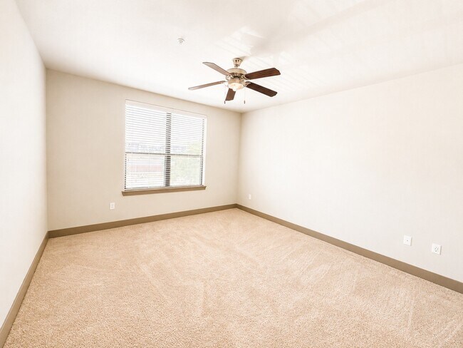 Building Photo - 2910 Milam St