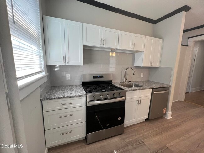 Building Photo - 1086 Wendell Ave