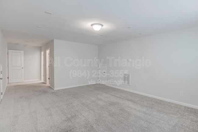 Building Photo - 1101 Premier Key Dr