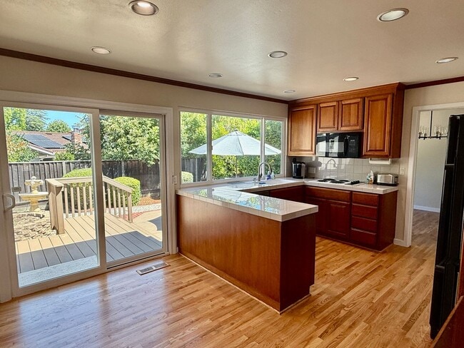 Building Photo - Exceptional Forest Glen Home Near Apple Park & Silicon Valley Tech Campuses