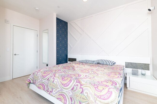 Building Photo - 60 Quincy Shore Dr