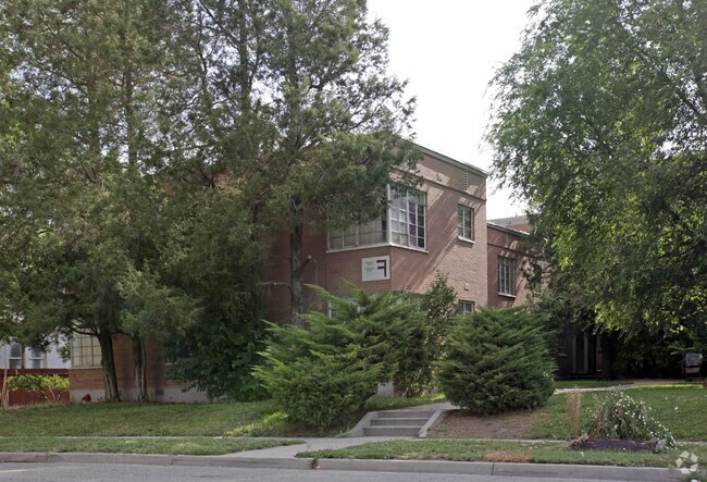 Georgia Apartments - Garden View Apartments