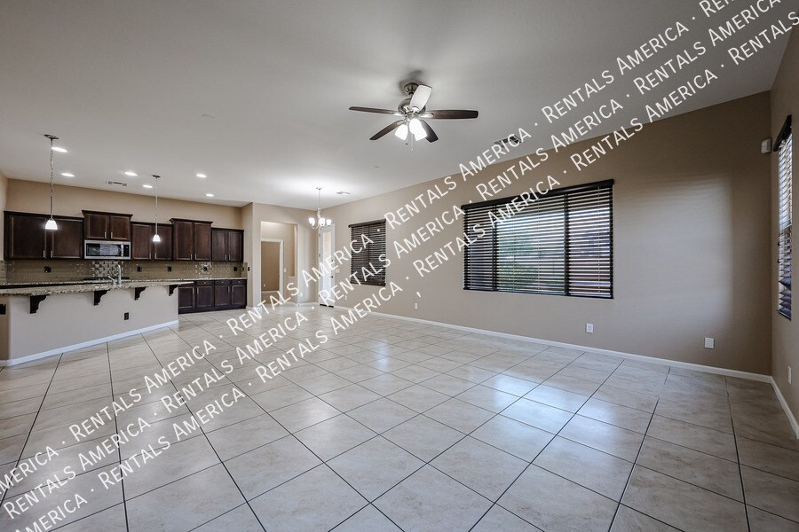Building Photo - 20856 E Arroyo Verde Dr