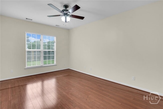 Building Photo - 101 Austin Way