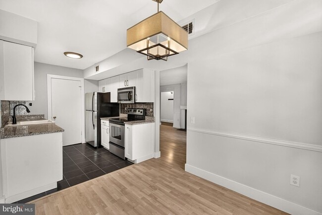 Building Photo - 20208 Shipley Terrace