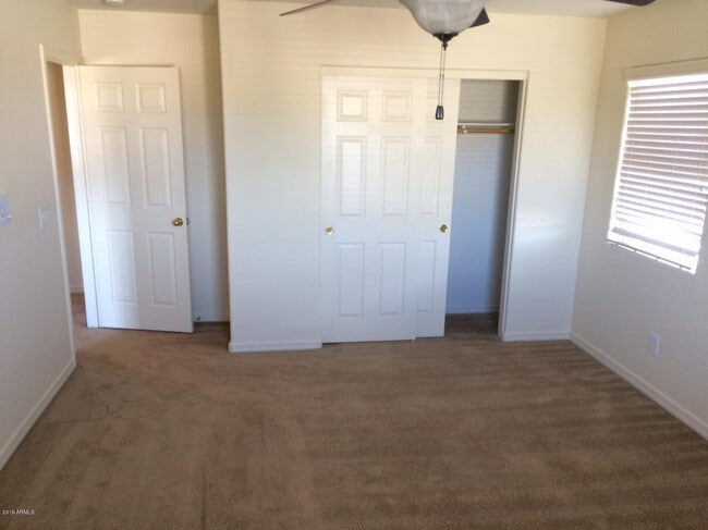 Building Photo - 15739 N 172nd Ln