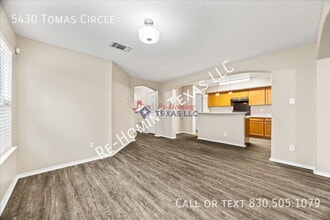 Building Photo - 5430 Tomas Cir.