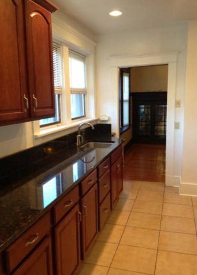 Kitchen - 2924 Espy Ave