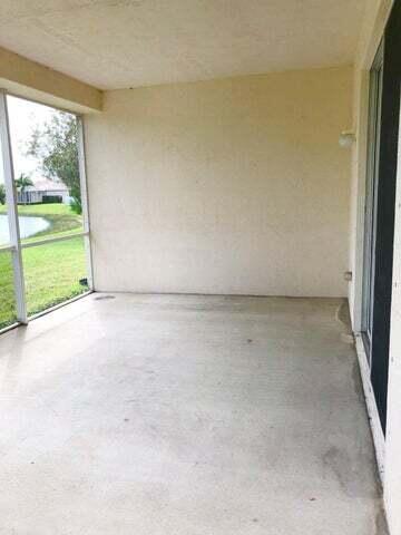 Building Photo - 10078 SW Chadwick Dr