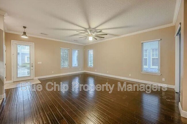 Building Photo - 8477 Greider Way