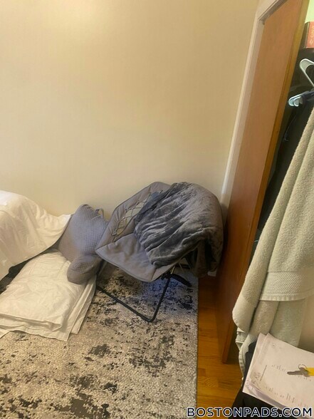 Building Photo - 8 Wait St