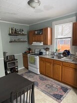 Building Photo - 6 Berry St