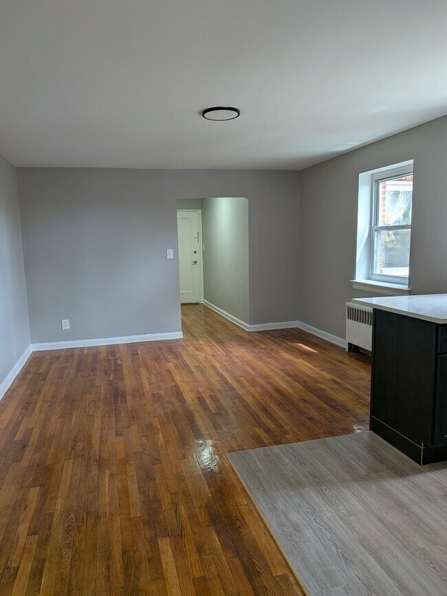 Building Photo - 1278 Clinton Ave