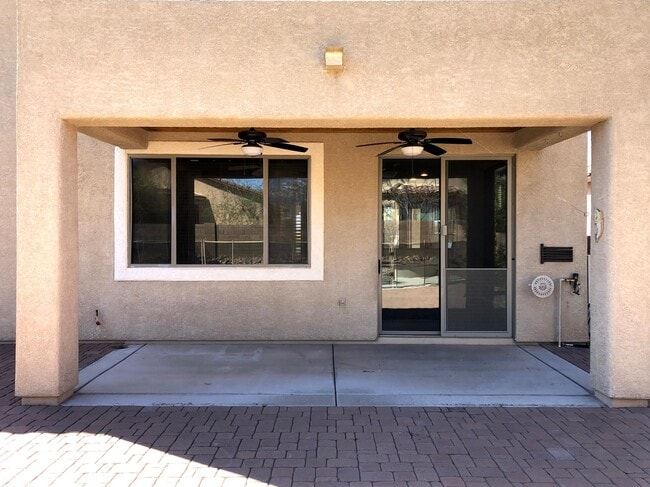 Building Photo - 12866 Bloomington Loop