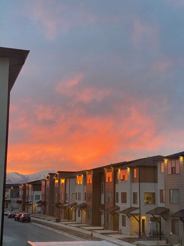 Building Photo - 386 S 700 W