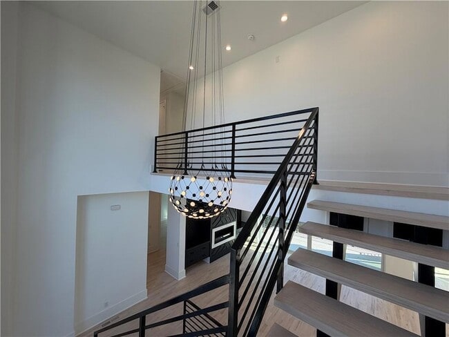 Building Photo - 2385 Nesbitt Dr NE