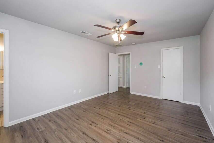 Building Photo - 5719 Myers Rd