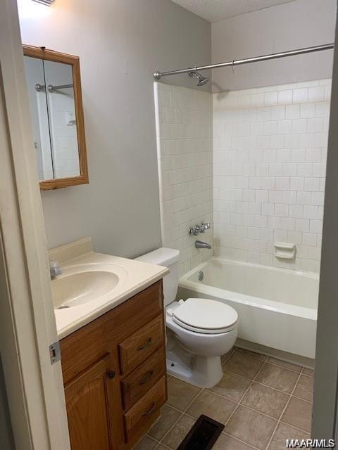 Building Photo - 28 Rosewood Ct