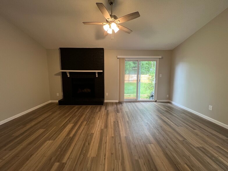 Building Photo - 1508 Tramway Ct