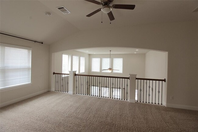 Building Photo - 5800 Viejo Dr