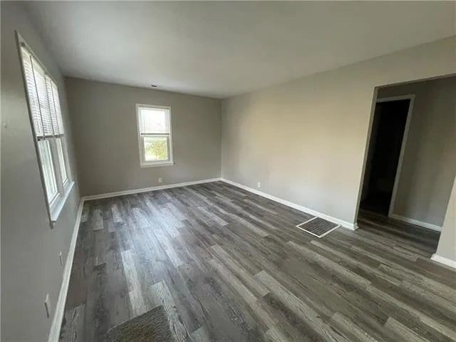 Building Photo - 6311 Longwood Ct