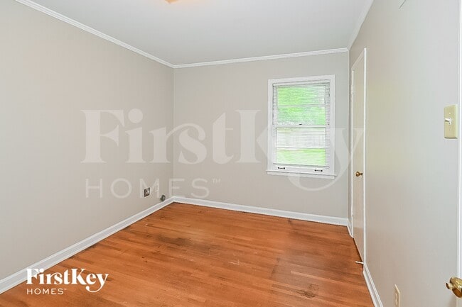 Building Photo - 1515 Mt Moriah Rd