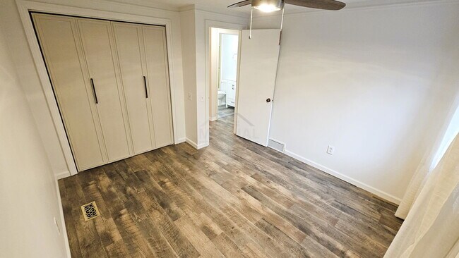 Building Photo - 5231 Bantry Dr