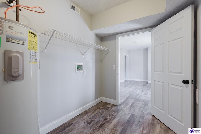 Building Photo - 212 Berkshire Ave