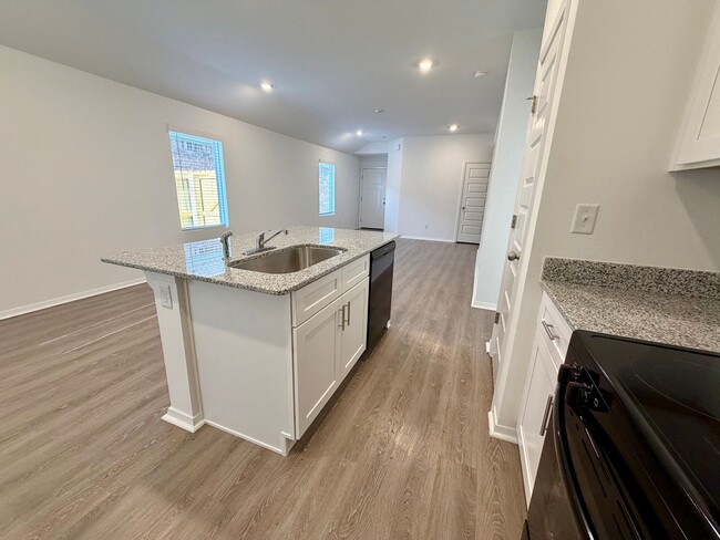 Building Photo - 8826 Preston Wood Dr