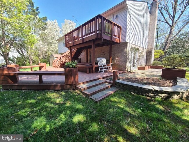 Building Photo - 8812 Danewood Dr