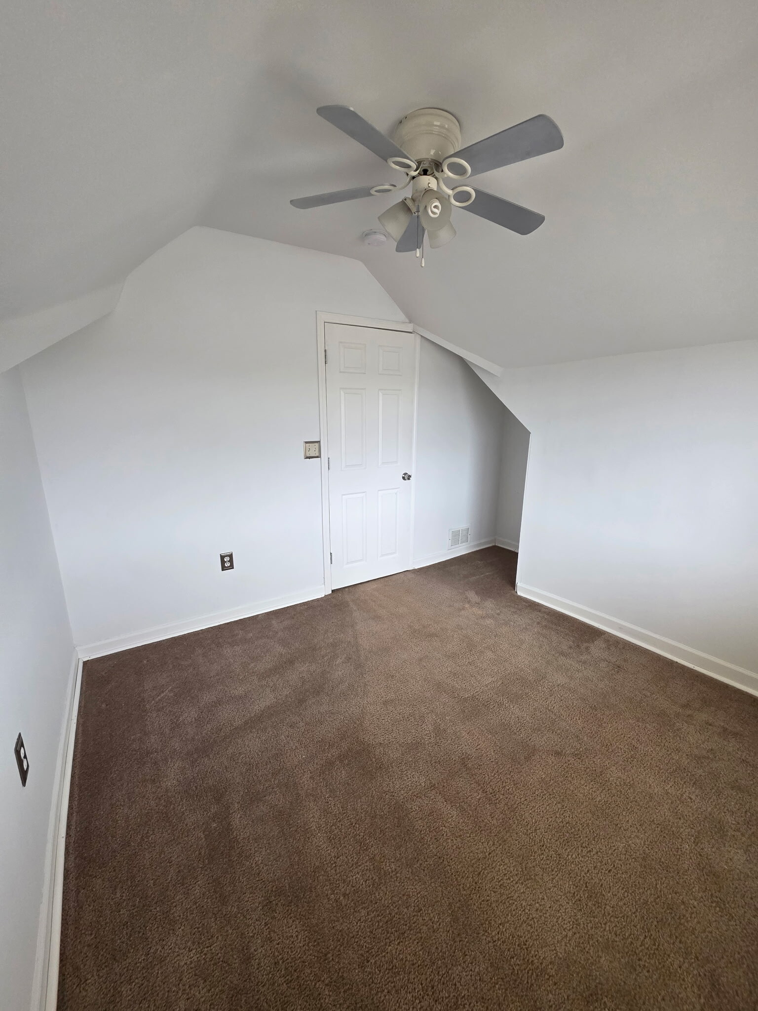 Building Photo - 15707 Norman Rd