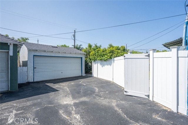 Building Photo - 926 W Palm Ave