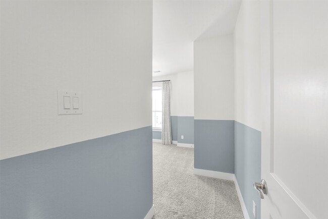 Building Photo - 21131 Medina River Dr