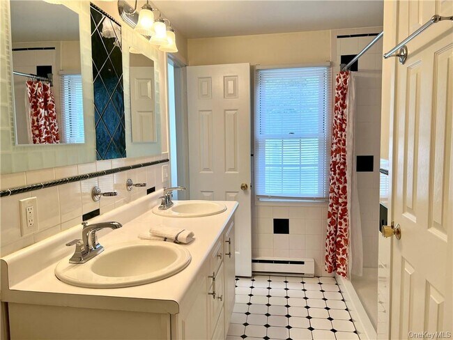 Building Photo - 1604 Holly Stream Ct