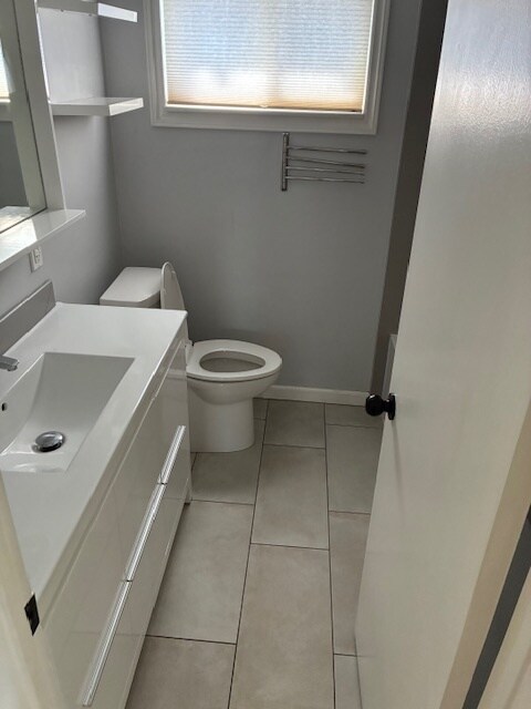 Building Photo - 9626 Lubao Ave