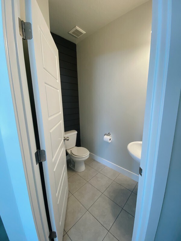 Building Photo - 538 N 260 W
