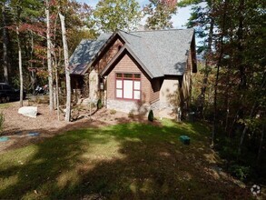 Building Photo - Beautiful Mountain Home in Blue Ridge Moun...