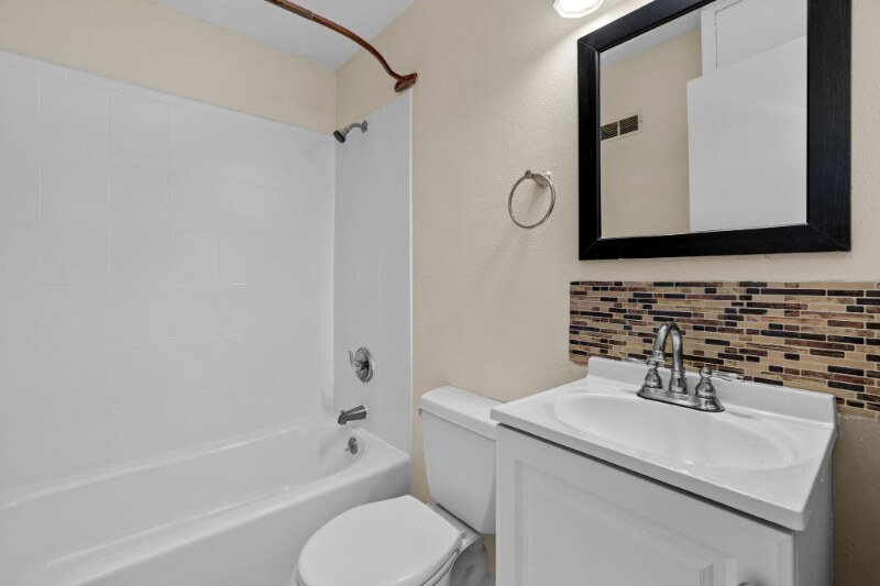 Building Photo - 3119 O Hare Dr
