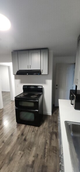 Kitchen - 10714 24th Ave NE