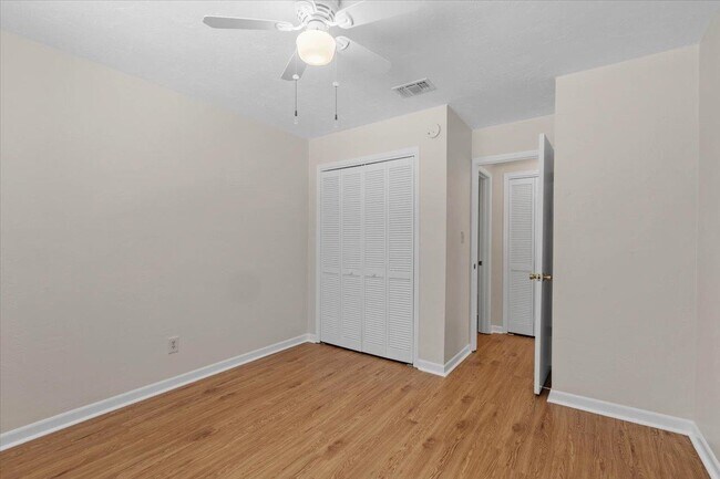 Building Photo - 3208 Ginger Dr