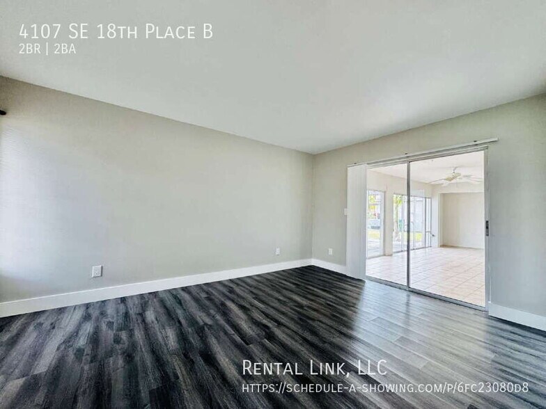 Building Photo - 4107 SE 18th Pl