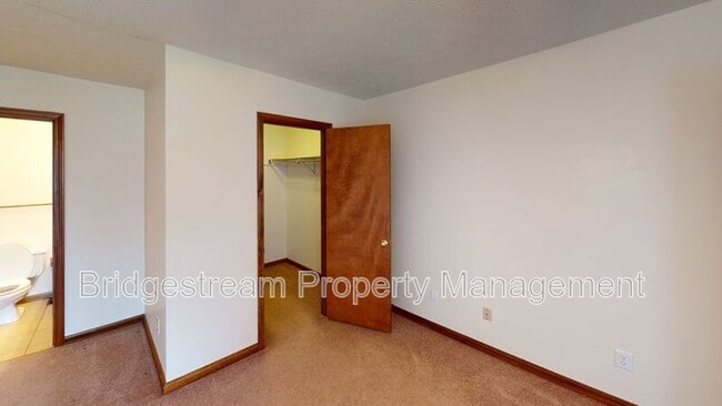 Building Photo - 1632 Tamworth Cir