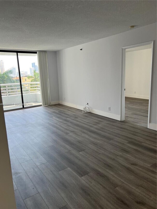 Building Photo - 3300 NE 192 St