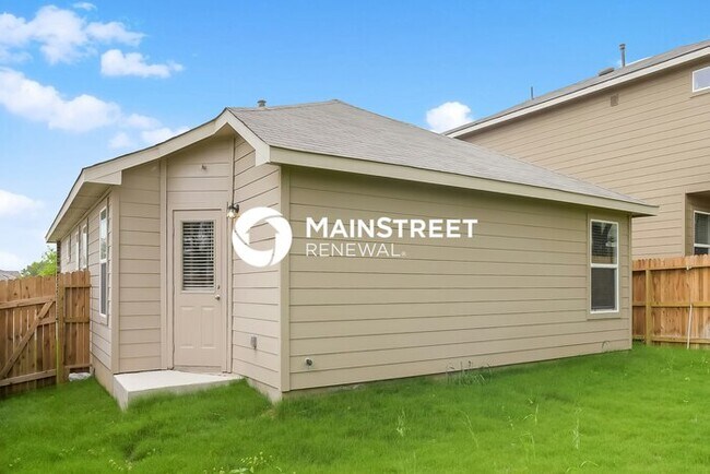 Building Photo - 3 Bedroom Pet-Friendly Home in San Antonio, TX with Main Street Renewal