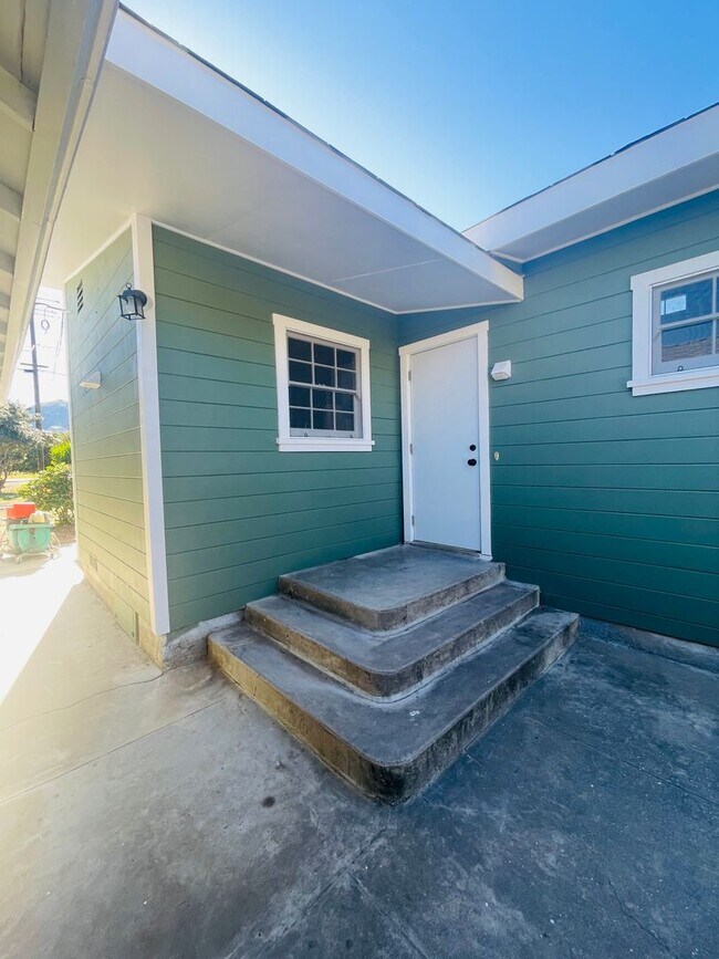 Building Photo - Charming 3-bedroom, 2-bathroom single story home located in the heart of Fillmore