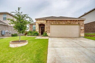 Building Photo - Beautiful Home in Highly Desired Sunset Pointe- 3 Bed, 2 Bath in SW Fort Worth- Crowley ISD- 76123
